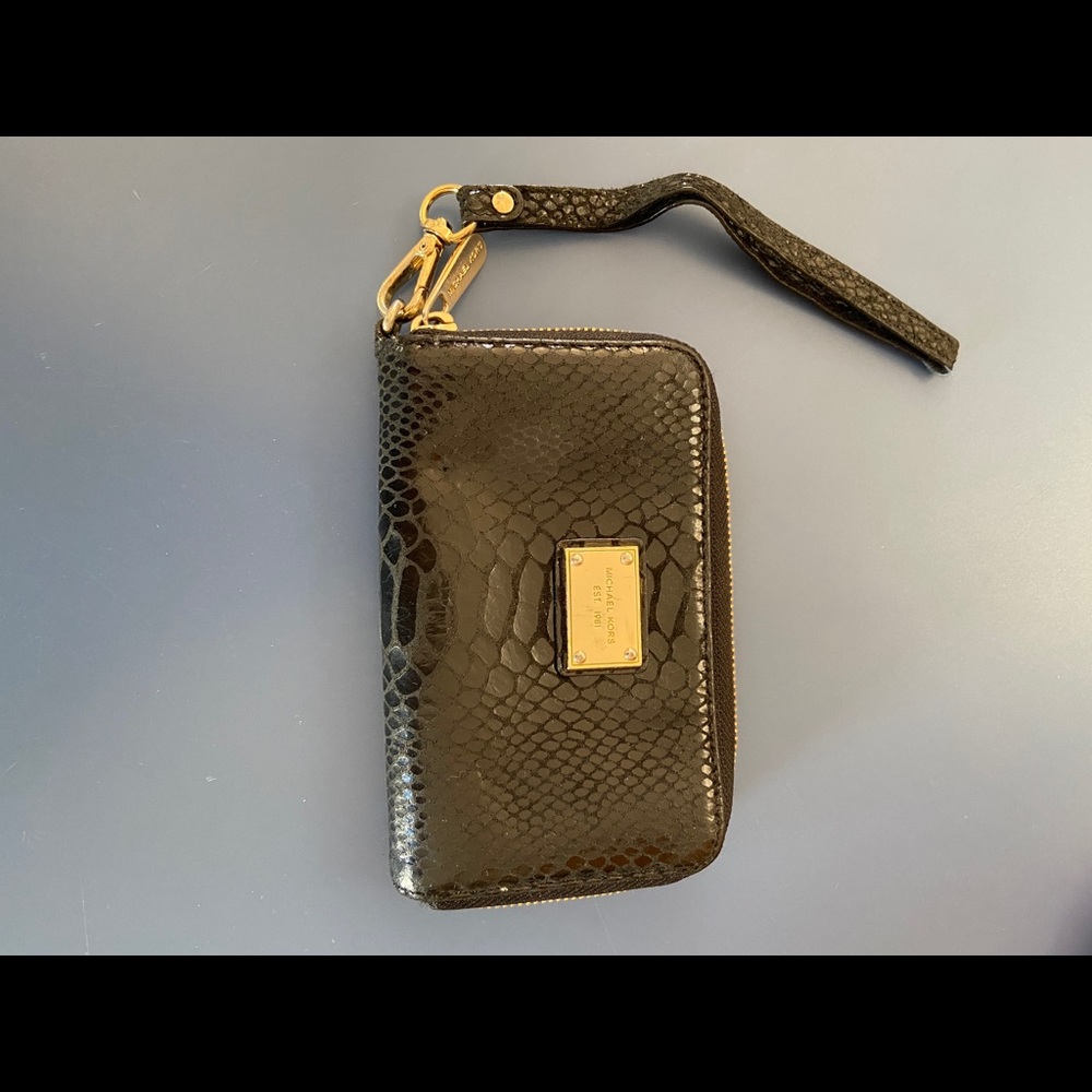 Michael Kors wristlet